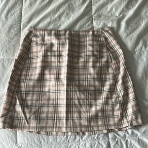Urban Outfitters plaid skirt with pockets